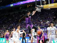 爱游戏网站 -山东男篮发布备战花絮，转会期战术微调，欧超杯任务艰巨，细节决定成败(苗侨伟杨盼盼射雕花絮)