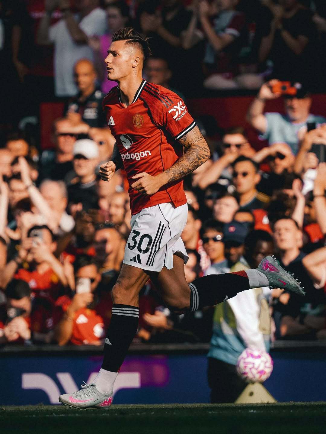 德甲倒计时;曼联国际比赛日豪取连胜;细节引发关注;质疑声仍在;纪律约束更严格的简单介绍 德甲倒计时;曼联国际比赛日豪取连胜;细节引发关注;质疑声仍在;纪律约束更严格的简单介绍