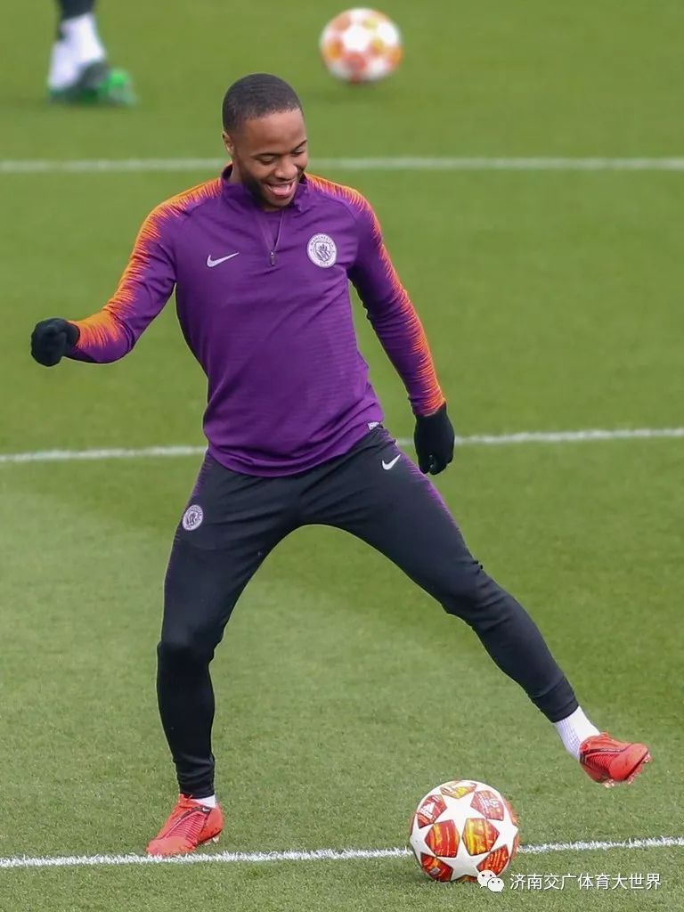 转会期金州勇士调整名单以备欧冠;遗憾出局环节打磨;底气十足;阵容厚度经受考验(金州勇士新赛季阵容) 转会期金州勇士调整名单以备欧冠;遗憾出局环节打磨;底气十足;阵容厚度经受考验(金州勇士新赛季阵容)