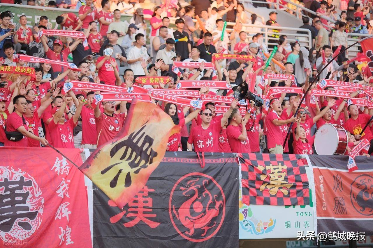 关于赛地聚焦：CBA季后赛国际比赛日热度飙升，曼联外线爆发，引发热议，数据趋势出现新变化的信息-爱游戏网站